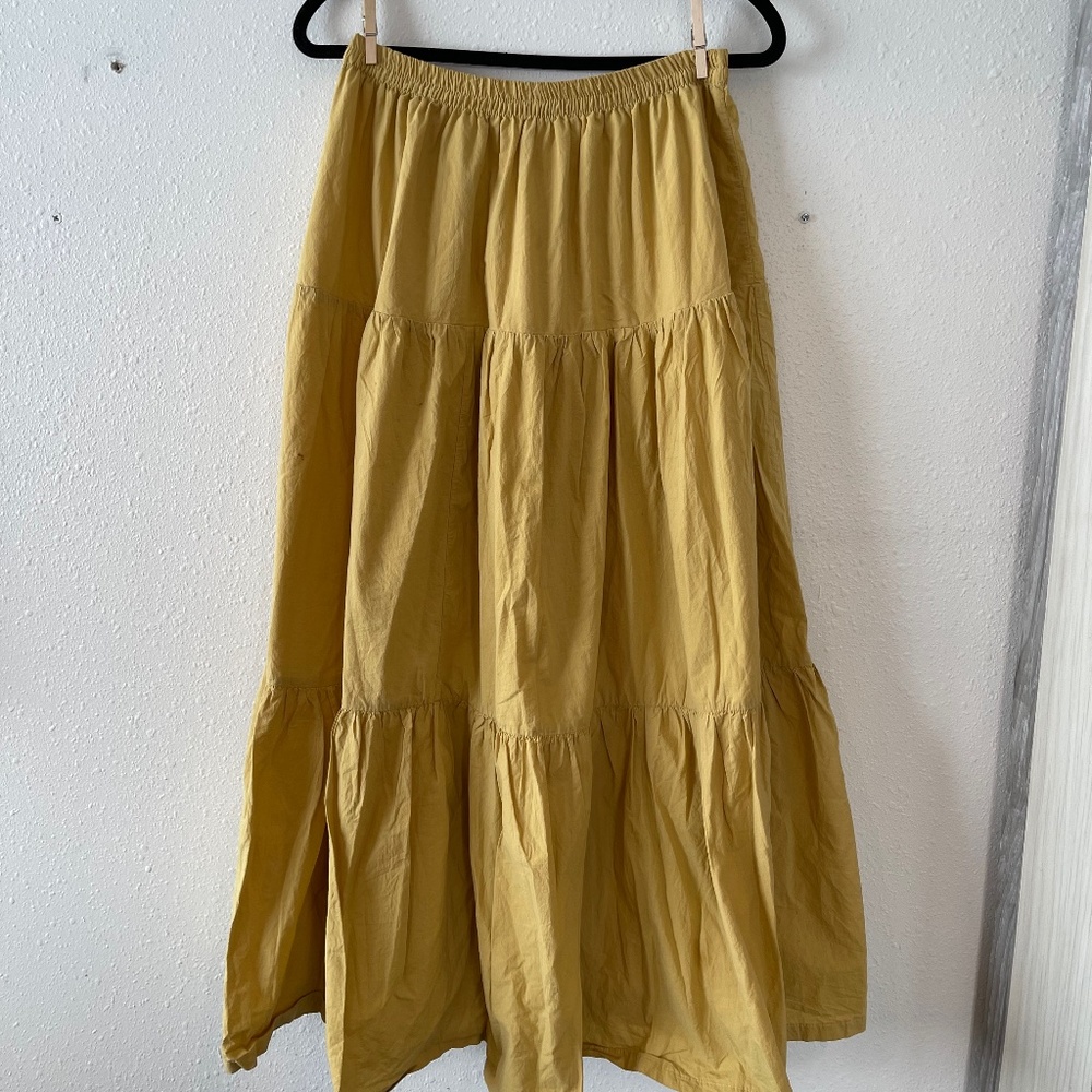 The Lullaby Club Tiered maxi Skirt- yellow small/medium excellent used